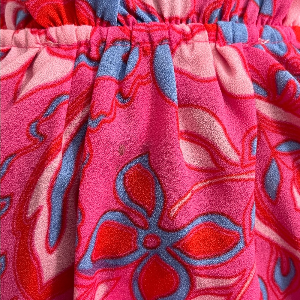 SUGARLIPS Sao Paulo Garnet Bellissima
Ruffle Sleeve Top - Picture 11 of 15
